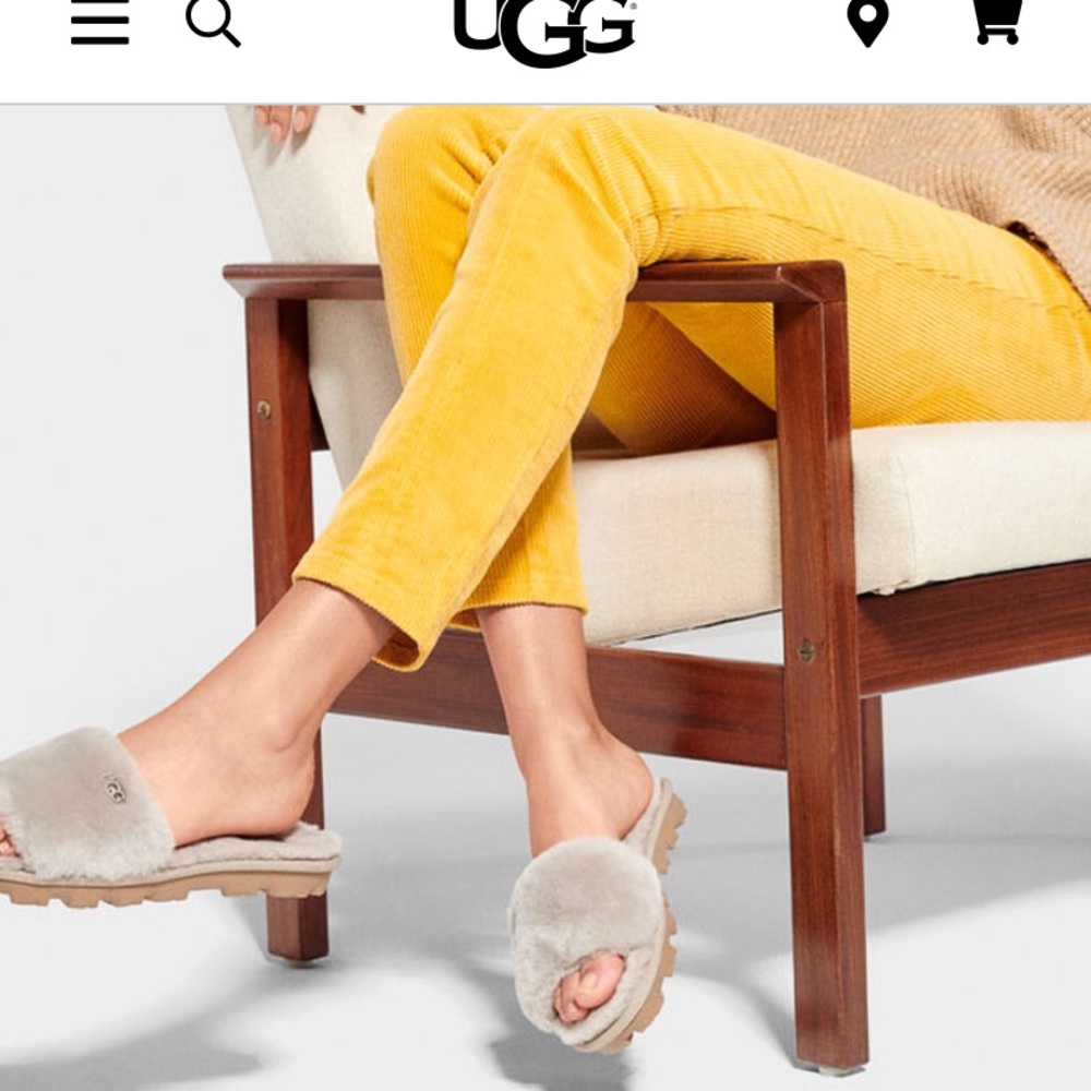 UGG women’s cozette slippers grey furry fluffy